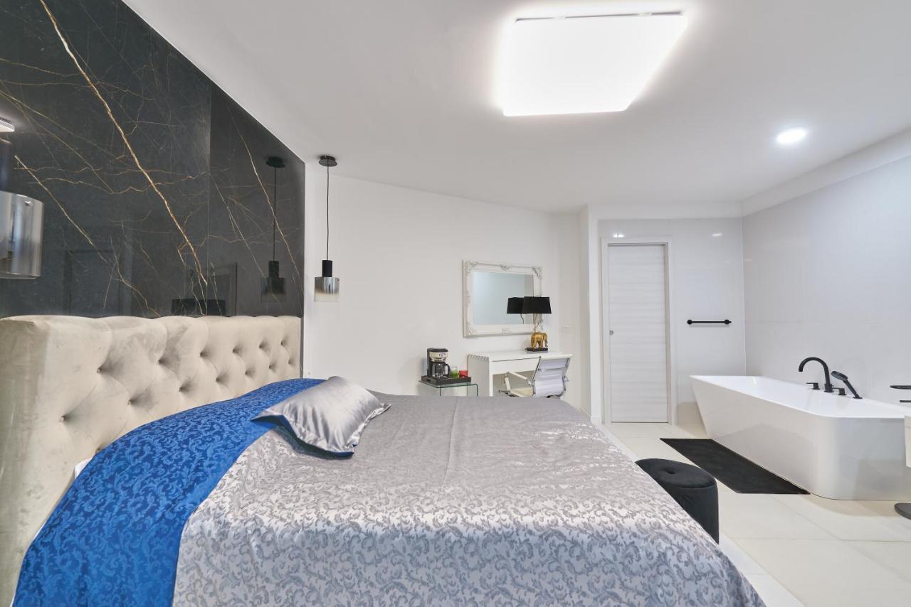 Luxe Crystal Apartman
